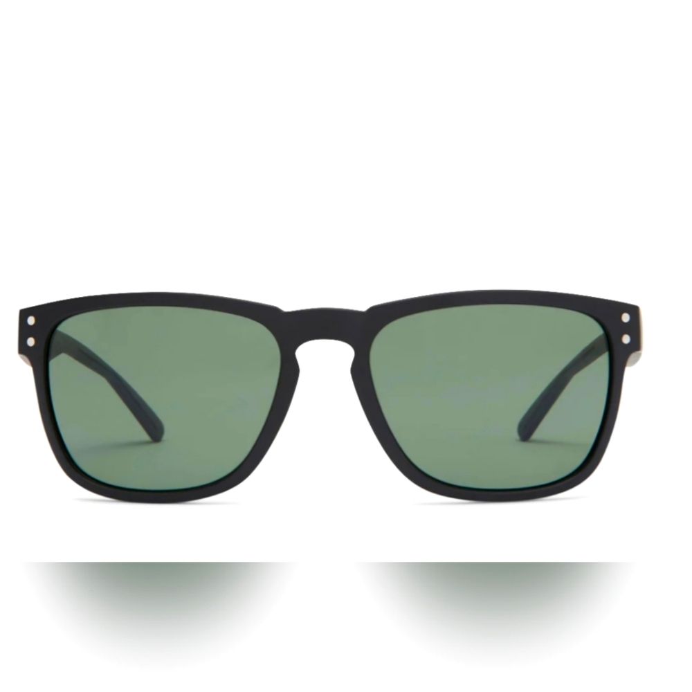 NWT. DOT DASH BOOTLEG SU GLASSES